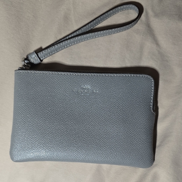 Coach Grey Leather Wristlet, NWOT - Picture 1 of 10